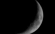 7622016-12-04-001-sliver-of-the-moon_web